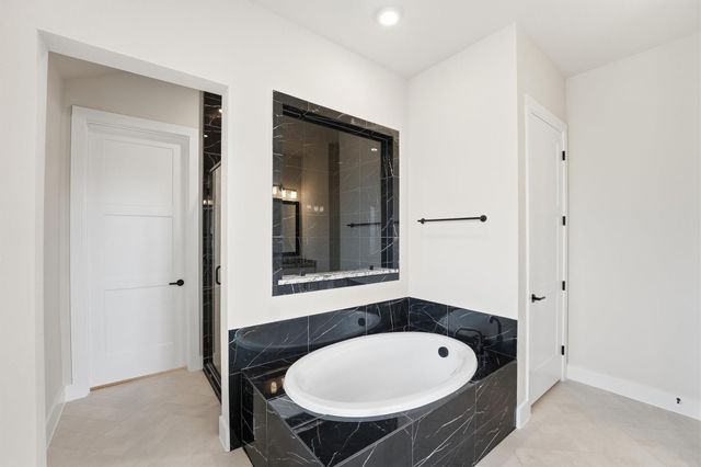 11139 Swamp Edge Lane, Cypress, TX 77433