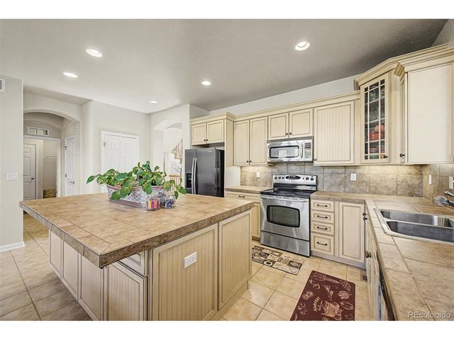 3343 Fantasy Pl, Castle Rock, CO 80109