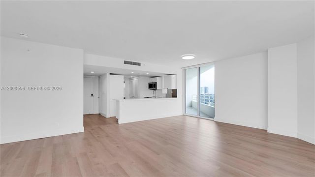 555 NE 34th Street 1910, Miami, FL 33137