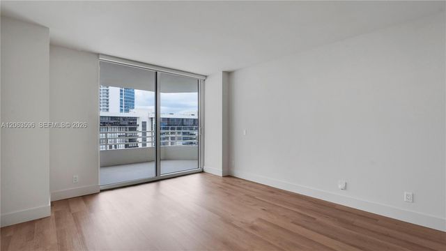 555 NE 34th Street 1910, Miami, FL 33137