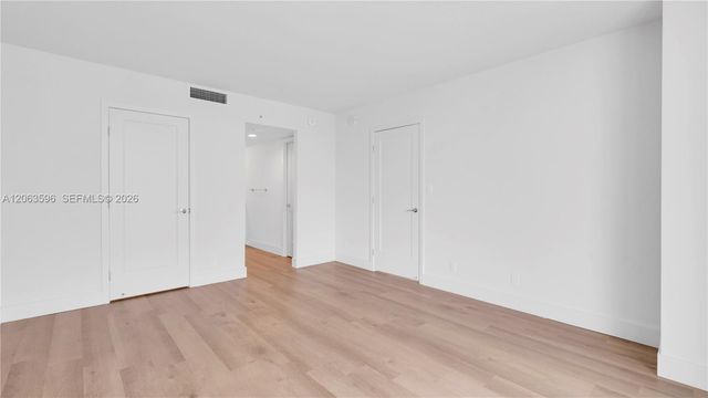 555 NE 34th Street 1910, Miami, FL 33137