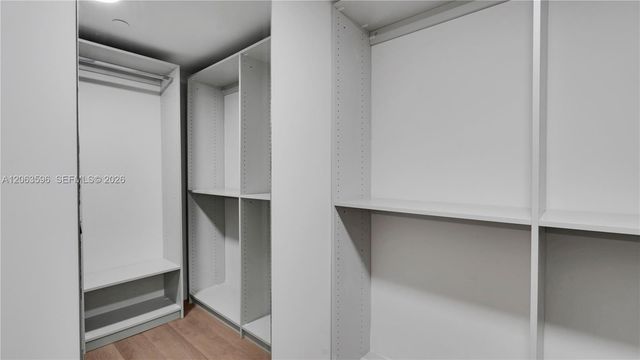 555 NE 34th Street 1910, Miami, FL 33137
