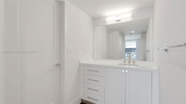 555 NE 34th Street 1910, Miami, FL 33137
