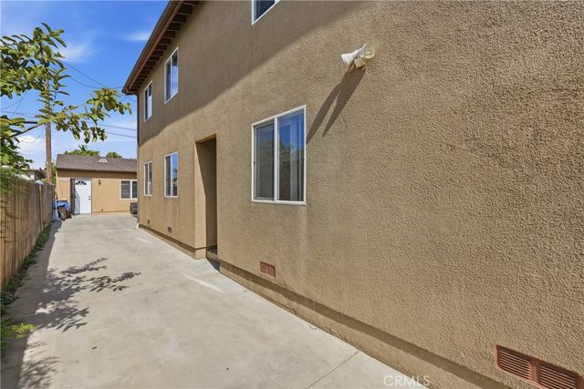 5017 Halldale Avenue 2, Los Angeles, CA 90062