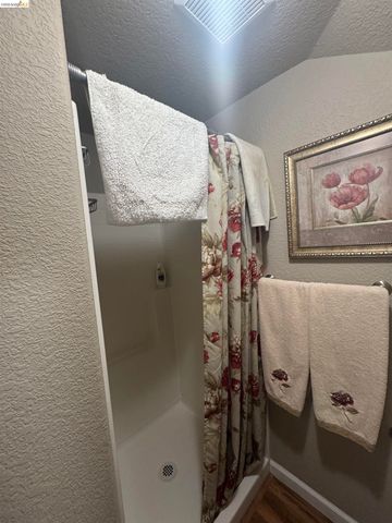 21185 Crystal Falls Dr, Sonora, CA 95370