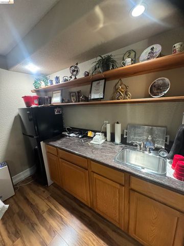 21185 Crystal Falls Dr, Sonora, CA 95370