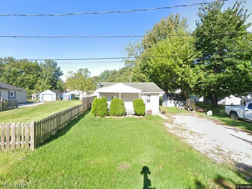 77 King Street, Elyria, OH 44035