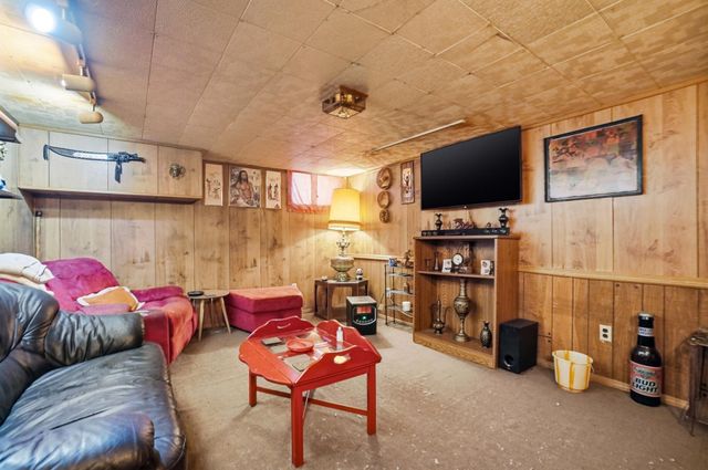 1571 Wilson Avenue, Columbus, OH 43207