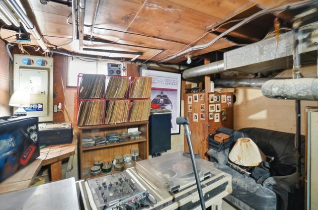 1571 Wilson Avenue, Columbus, OH 43207