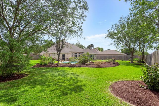 2885 Smokey Lake Lane, League City, TX 77539