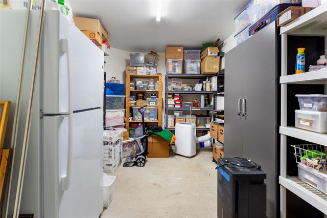 2885 Smokey Lake Lane, League City, TX 77539