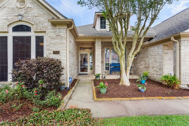 2885 Smokey Lake Lane, League City, TX 77539