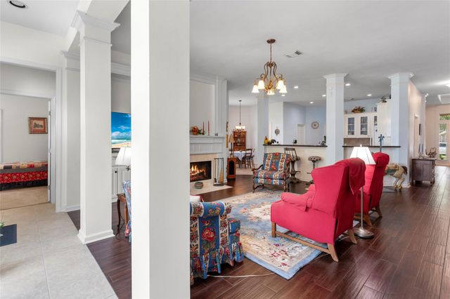 2885 Smokey Lake Lane, League City, TX 77539