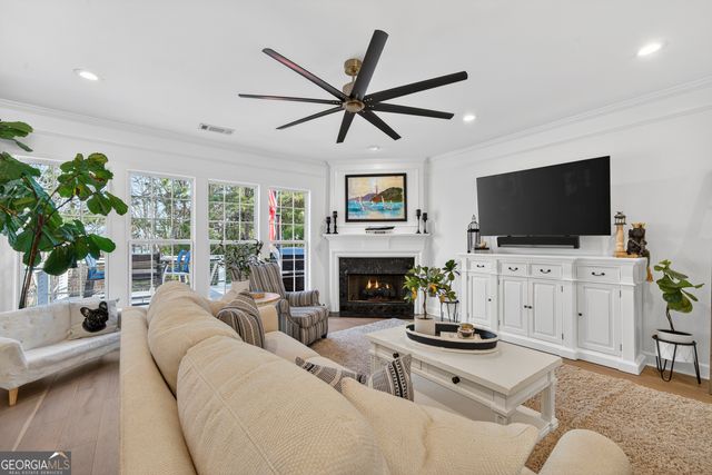 1311 Water Front Road, Greensboro, GA 30642