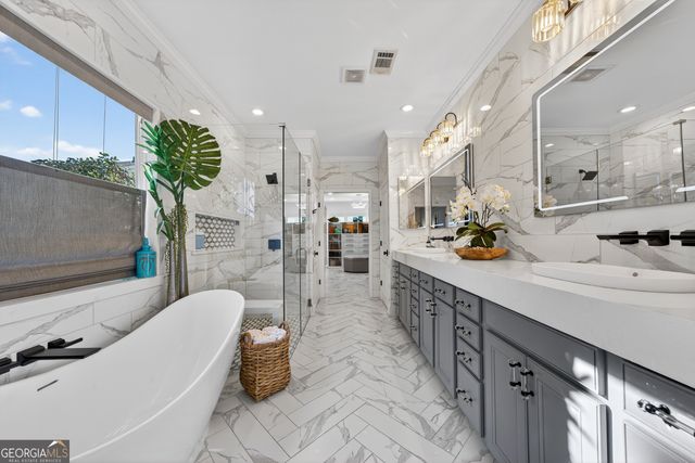 1311 Water Front Road, Greensboro, GA 30642