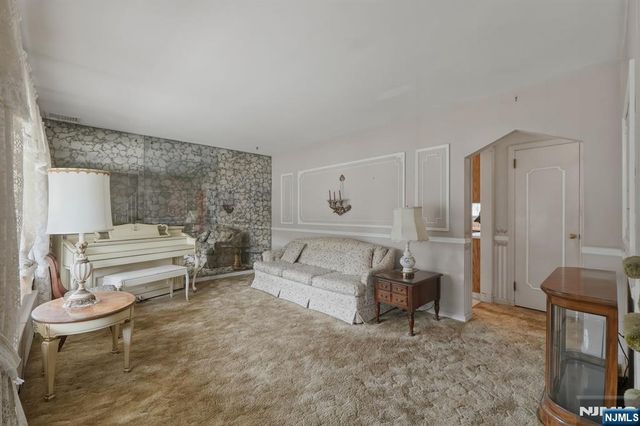 183 Lee Street, Elmwood Park, NJ 07407