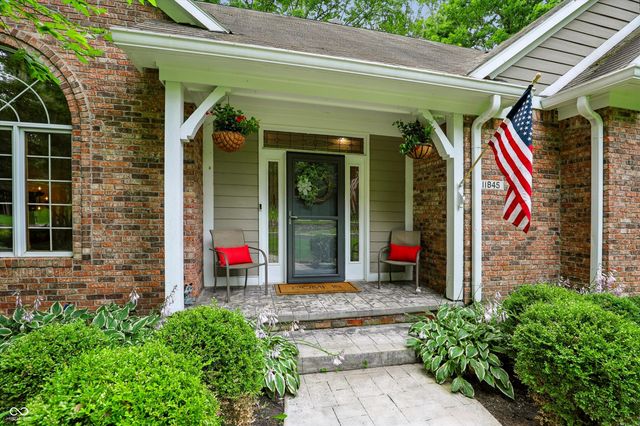 11845 Deer Walk Drive, Cicero, IN 46034