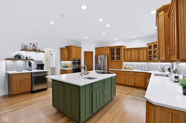 11845 Deer Walk Drive, Cicero, IN 46034