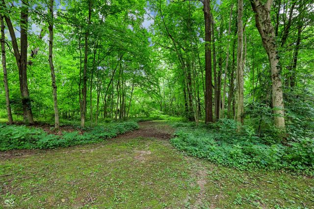 11845 Deer Walk Drive, Cicero, IN 46034