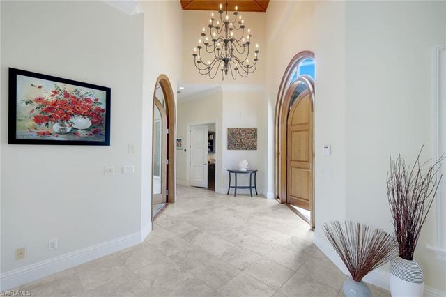 1284 Pocantico LN, Naples, FL 34110