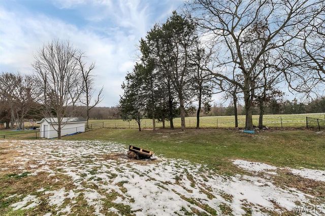 372 Martin Field Court, Villa Ridge, MO 63089