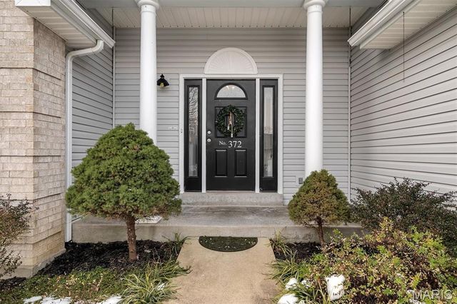 372 Martin Field Court, Villa Ridge, MO 63089