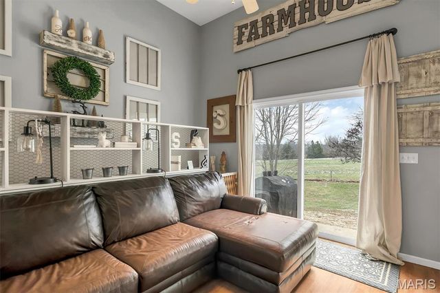 372 Martin Field Court, Villa Ridge, MO 63089