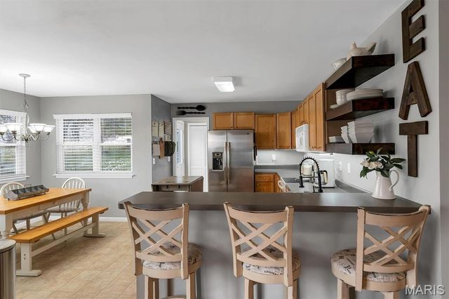 372 Martin Field Court, Villa Ridge, MO 63089