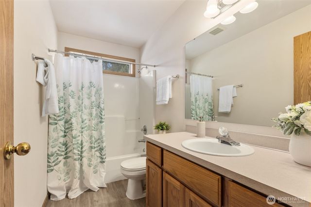 12421 63rd Avenue E, Puyallup, WA 98373