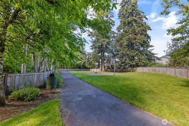 12421 63rd Avenue E, Puyallup, WA 98373