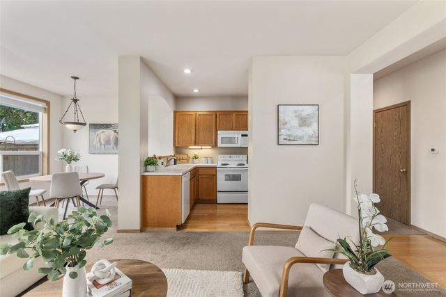12421 63rd Avenue E, Puyallup, WA 98373