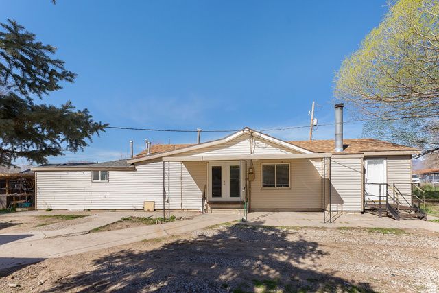 2504 S CHESTERFIELD ST, West Valley City, UT 84119