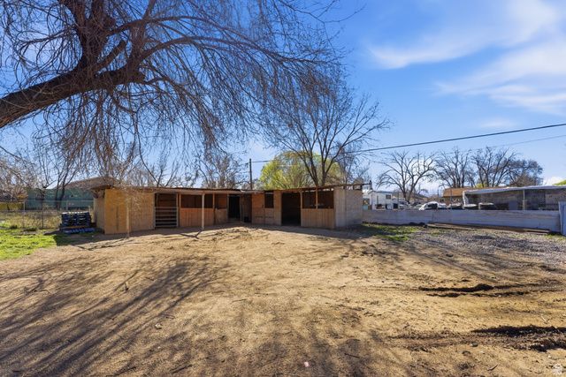 2504 S CHESTERFIELD ST, West Valley City, UT 84119