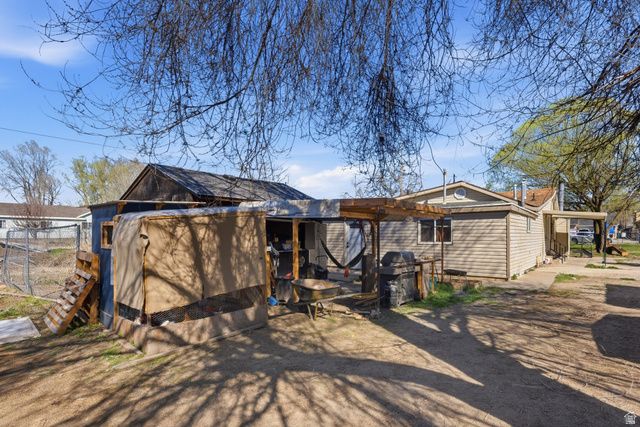 2504 S CHESTERFIELD ST, West Valley City, UT 84119