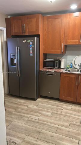 215 SE 3rd Ave 306C, Hallandale Beach, FL 33009