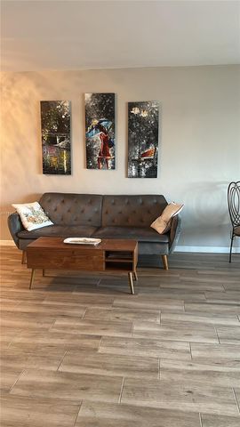 215 SE 3rd Ave 306C, Hallandale Beach, FL 33009