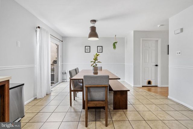 19 EVERGREEN LN, Phoenixville, PA 19460