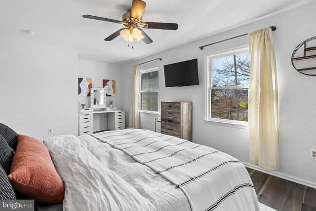 19 EVERGREEN LN, Phoenixville, PA 19460