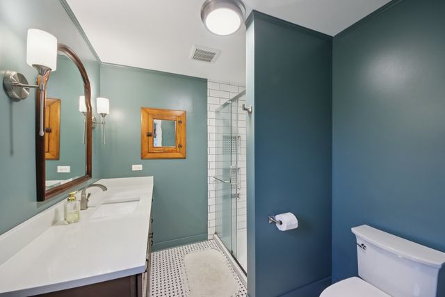 3720 Great Hill Road, Crystal Lake, IL 60012