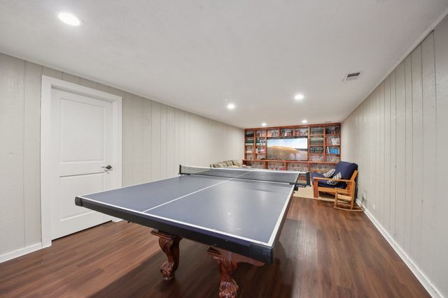 3720 Great Hill Road, Crystal Lake, IL 60012