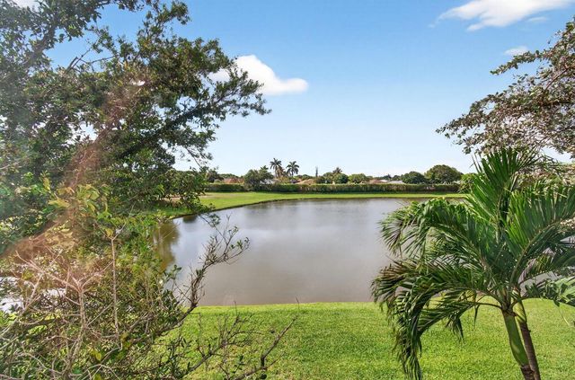 3167 Laurel Ridge Circle, Riviera Beach, FL 33404