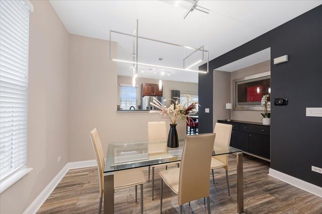 1401 S Fairfield Avenue, Lombard, IL 60148