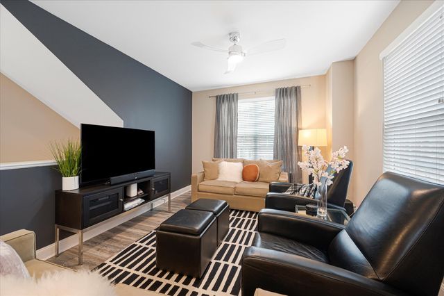 1401 S Fairfield Avenue, Lombard, IL 60148