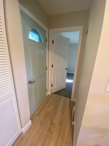 27641 W Bayview Drive, Ingleside, IL 60041