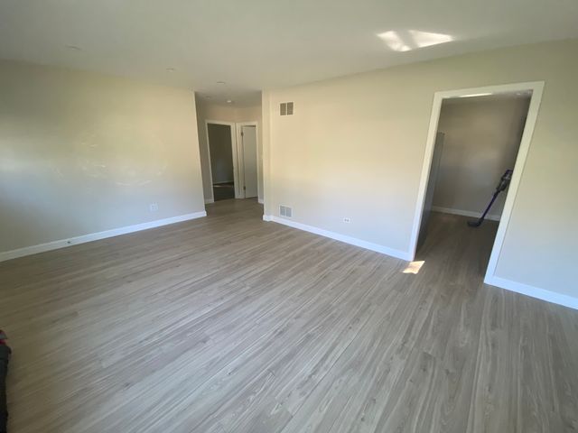 27641 W Bayview Drive, Ingleside, IL 60041