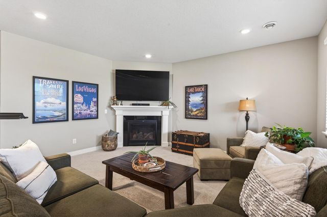 4795 Copper Circle, Woodbury, MN 55125