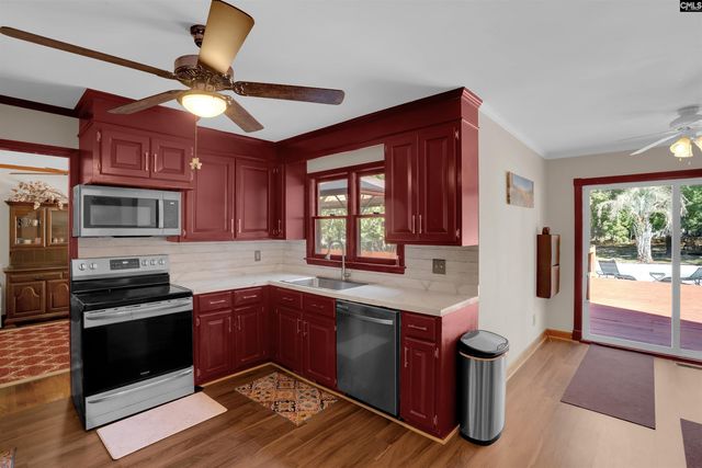 221 Running Deer Drive, Hopkins, SC 29061