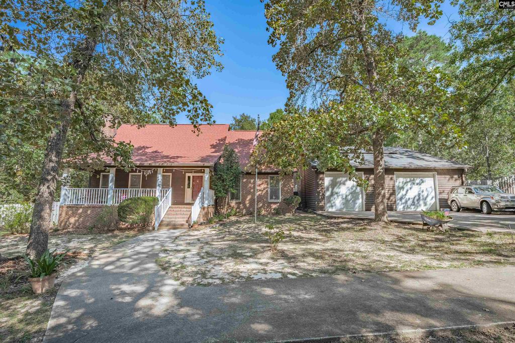 221 Running Deer Drive, Hopkins, SC 29061