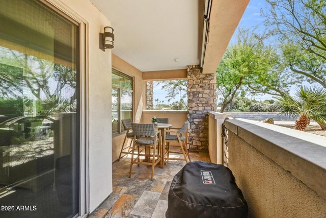 4909 N WOODMERE FAIRWAY -- 1012, Scottsdale, AZ 85251