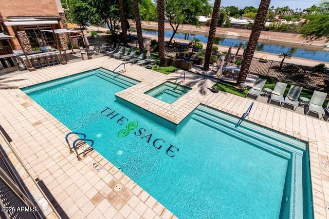 4909 N WOODMERE FAIRWAY -- 1012, Scottsdale, AZ 85251